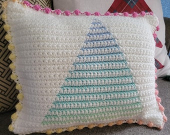 Crochet Northern Christmas Tree Pillow Pattern