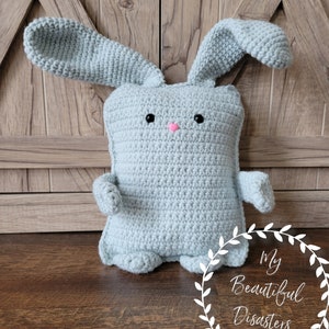 Cute Bunny Pillow - Easy Crochet Pattern