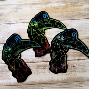 Neon Rainbow Serengeti Hornbill Toucan Bird - Iron On Embroidery Patch MTCoffinz - Choose Color / Size