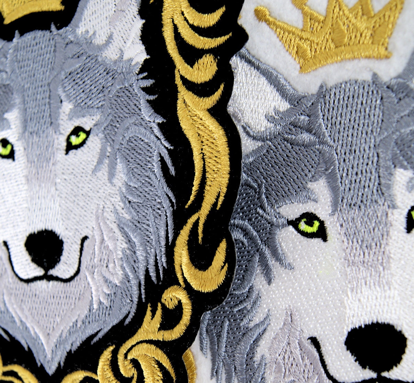 Wolf - Regal Crest and Crown - Iron on Embroidery Patch Mtcoffinz ...
