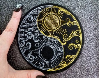 トップス maturely / YIN-YANG Embroidery Blouse il_340x270.3205921555_7stj.jpg