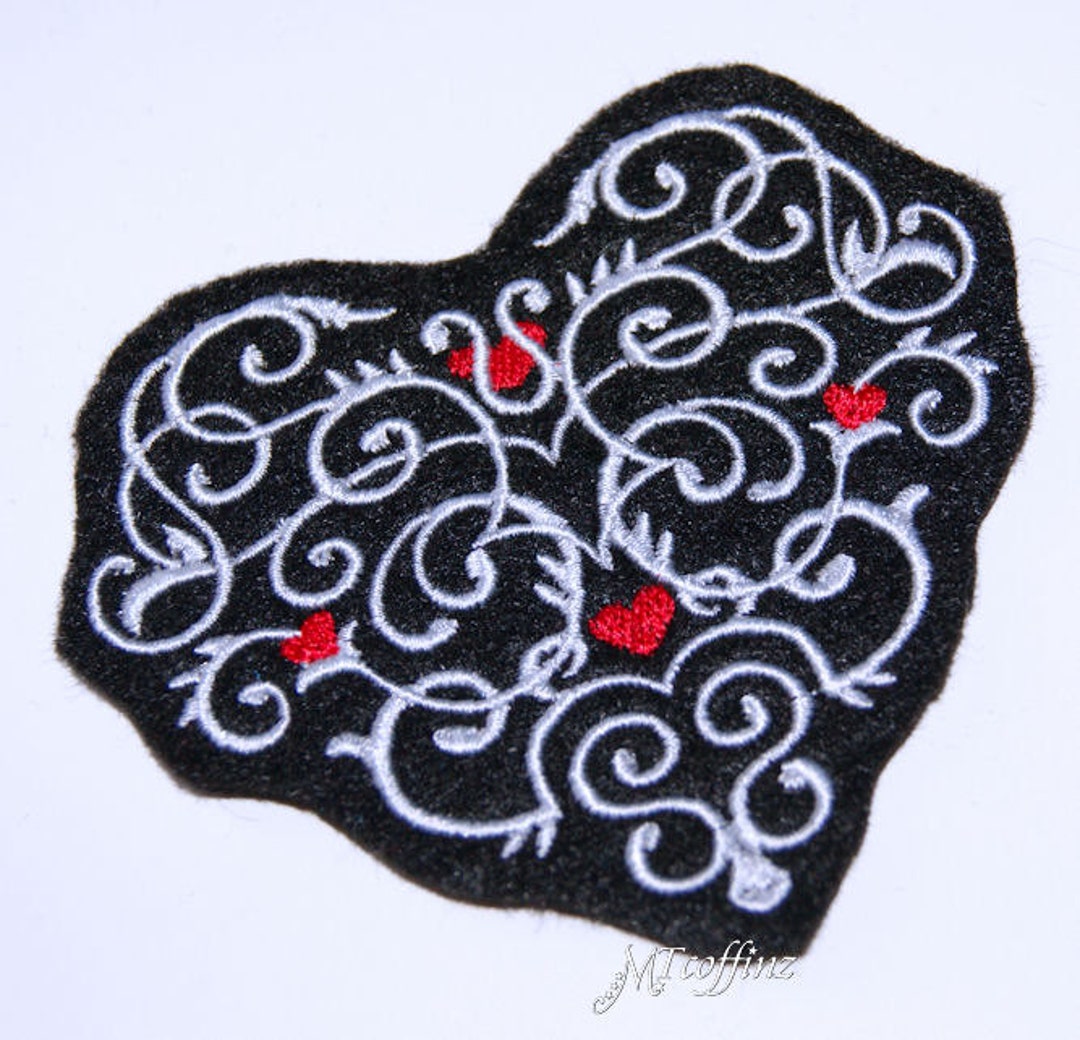 【GRAVER】Heart Smile Embroidery Red Clip Windbreaker Broken Heart, Lightening Bolt Heart, Split Heart, Heart