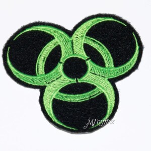 Classic BioHazard Symbol Custom Color Iron On Embroidery Patch MTCoffinz bild 3