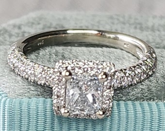 Anillo de compromiso de diamantes de .81 CTTW en oro blanco de 14 quilates (st - 3786)