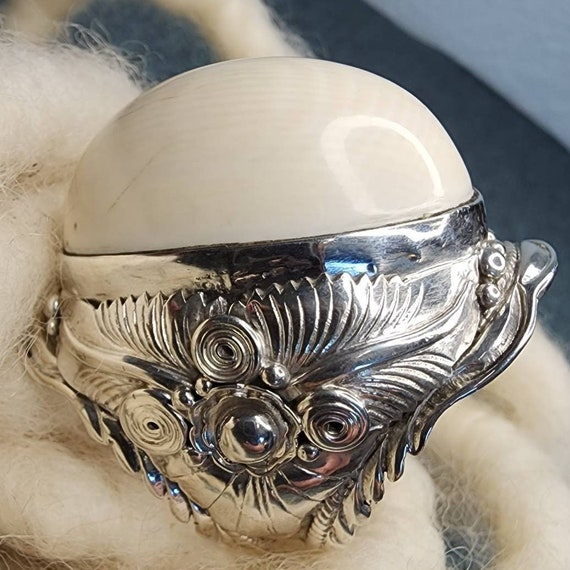 Sterling Silver Handcrafted Bone Statement Ring (… - image 2