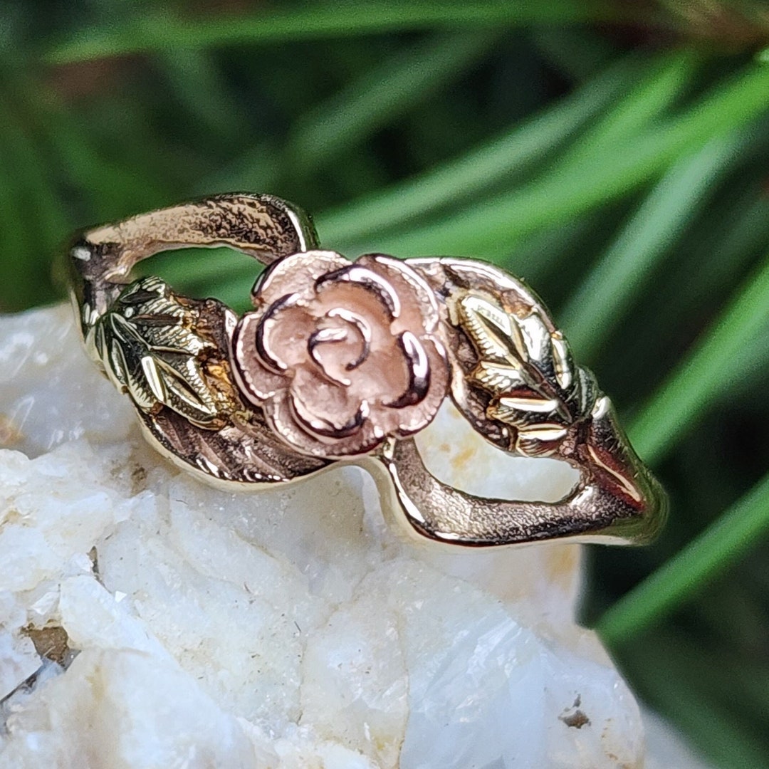 10K Black Hills Gold Ring With Rose and Leaves Center st Etsy
