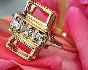 Anillo moderno de oro amarillo de 14 quilates con cuatro diamantes (st - 3705)