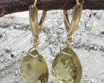 14K Yellow Gold Dangle Pineapple Cut Peridot Earrings (st - 4899)
