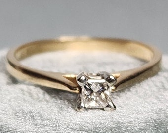 10K Yellow Gold Diamond Engagement or Wedding Ring (st - 3671)