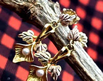 Pendientes de oro Black Hills de 10 quilates con flores y perlas (st - 4719)