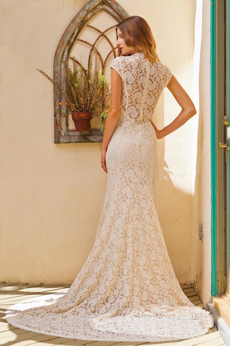 simple elegant wedding dresses uk