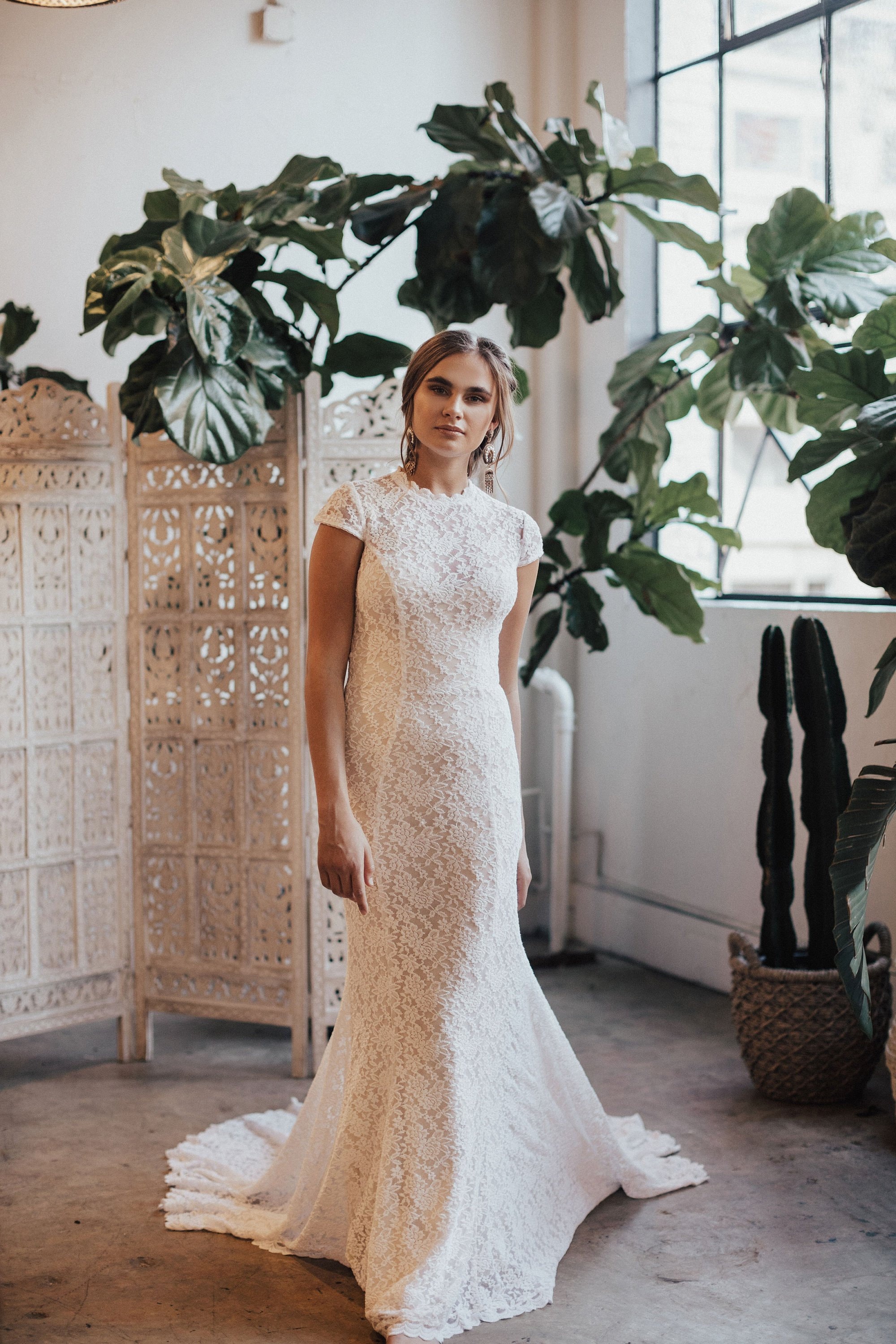 lace cap sleeve wedding dress