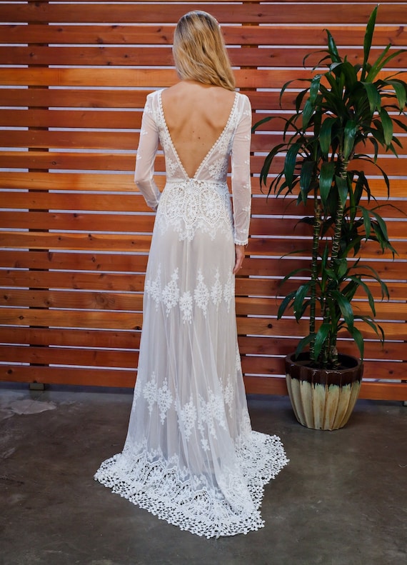 A FAVORITE Lisa Lace Bohemian Wedding ...