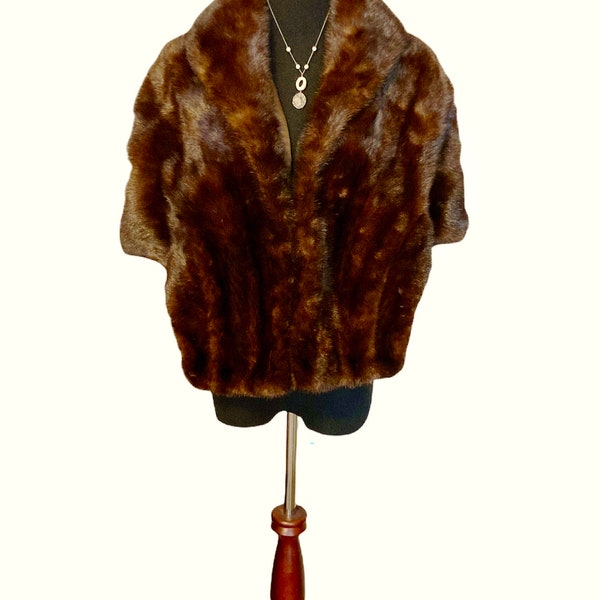 Beautiful Vintage Mink Stole, 1950s Mink Stole, 1950s, Shillito's of Cincinnati, Black Diamond Fur