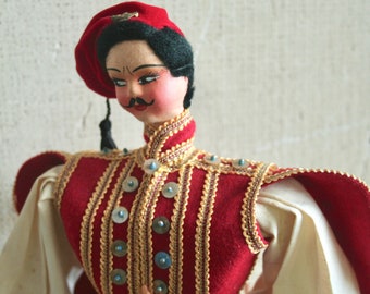 VINTAGE Greek Soldier Doll / Ceremonial Guard / 14&quot; Plastic GREEK Souvenir DOLL /  Collectible Greek Doll   (bc)