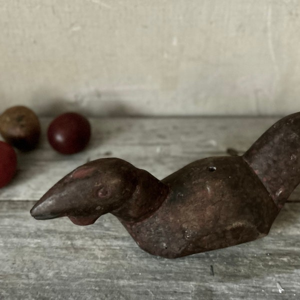 ANTIQUE CARVED CHICKEN / Early Americana / Carved Wooden Chicken / Rustic Carving / Primitive Carving