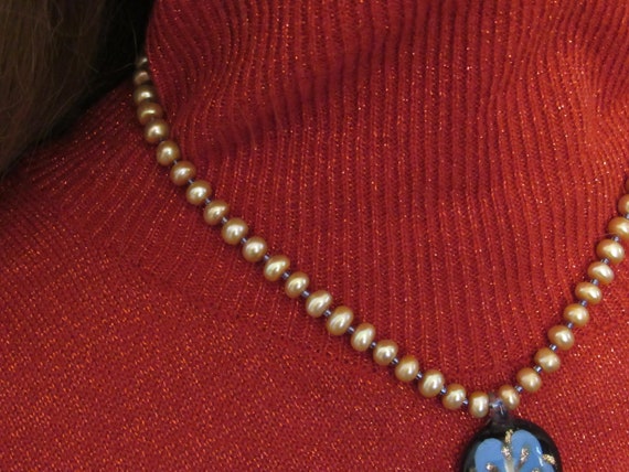 Pearl necklace - image 3