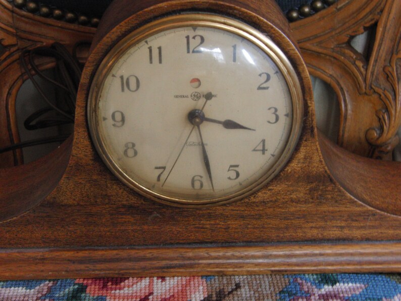 Vintage General Electric Telechron clock Etsy