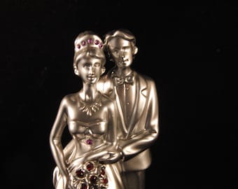Wedding cake topper bride and groom