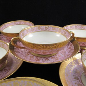 White and pink cup with golden accent (6 cups)