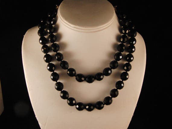 Vintage necklace with black stones - image 1