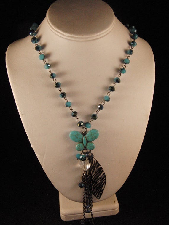 Vintage necklace with blue stones - image 1