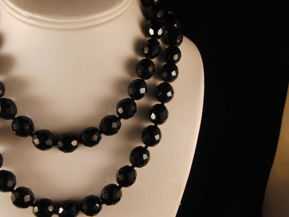 Vintage necklace with black stones - image 2