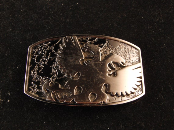 Vintage metal belt buckle with eagle - image 1