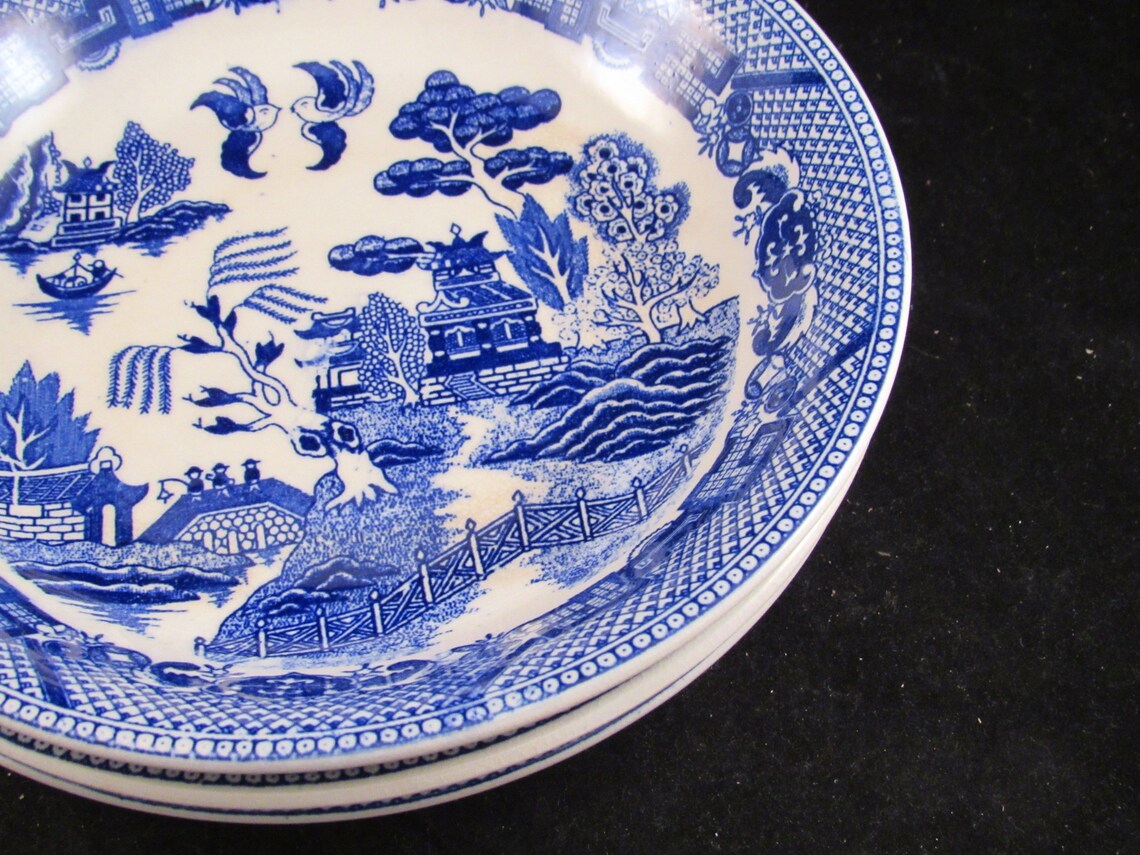 Vintage Blue Willow China Bowls set of 3 Plates Etsy