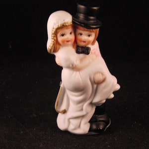 Wedding cake topper bride and groom