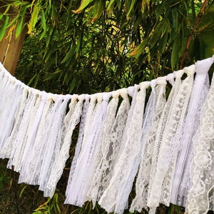 BOHO Chic~Shabby Valance~Wedding Lace Garland/Wall Hanging/Photo Prop/Lace Backdrop/Wedding Party Lace Bunting Banner/Rustic Holiday Decor