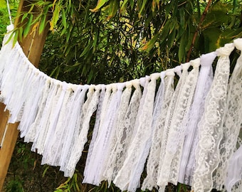 BOHO Chic~Shabby Valance~Wedding Lace Garland/Wall Hanging/Photo Prop/Lace Backdrop/Wedding Party Lace Bunting Banner/Rustic Holiday Decor