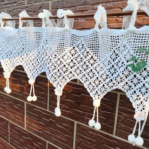 Victorian Elegance~Romantic White Lace Valance Vintage Hand Crochet Lace Window Curtain Valance Cafe Curtain with Little Flowers & Tassels~