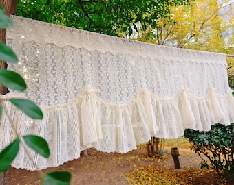 Ruffled Lace Curtain Valance - Shabby Chic Cottage Decor