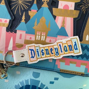 Magical Theme Park Sign Key Fob, Retro Park Inspired Bag Charm, Whimsical Keychain Accessory, Vacation Gift