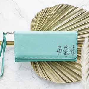Cartera de pulsera grabada personalizada - Cartera de mujer - Monedero de mano - Flores de nacimiento - Flor del mes de nacimiento - Regalo para ella - Pulsera personalizada