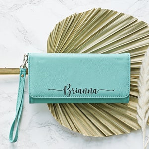 Cartera de pulsera grabada personalizada con nombre - Cartera de mujer - Monedero de embrague - Monograma - Regalo para ella - Pulsera personalizada - Nombre grabado