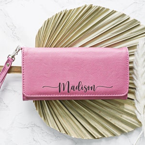 Cartera de pulsera grabada personalizada con nombre - Cartera de mujer - Monedero de embrague - Monograma - Regalo para ella - Pulsera personalizada - Nombre grabado
