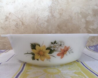 JAJ Pyrex Autumn Glory pattern casserole 509