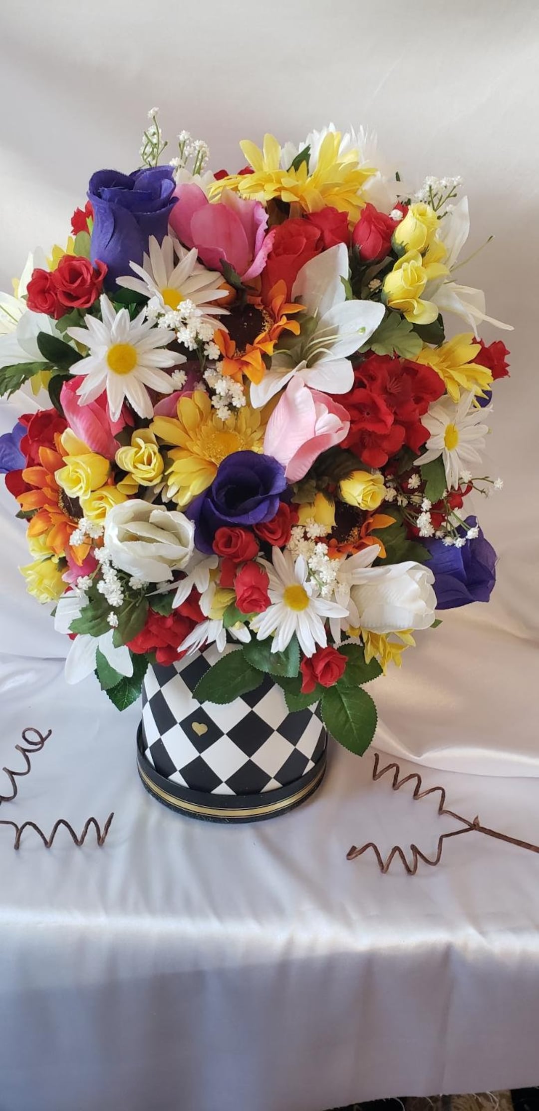 Checker Board Floral Bouquet, Birthday Box, Artificial Flower Box