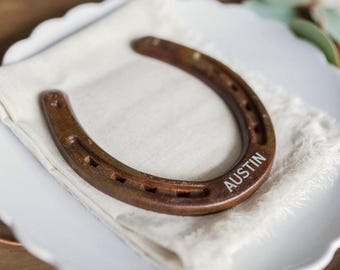 Personalized Horseshoe - For Wedding Favors, Table Setting, Wedding Gift - Rusted Finish - The Heritage Forge