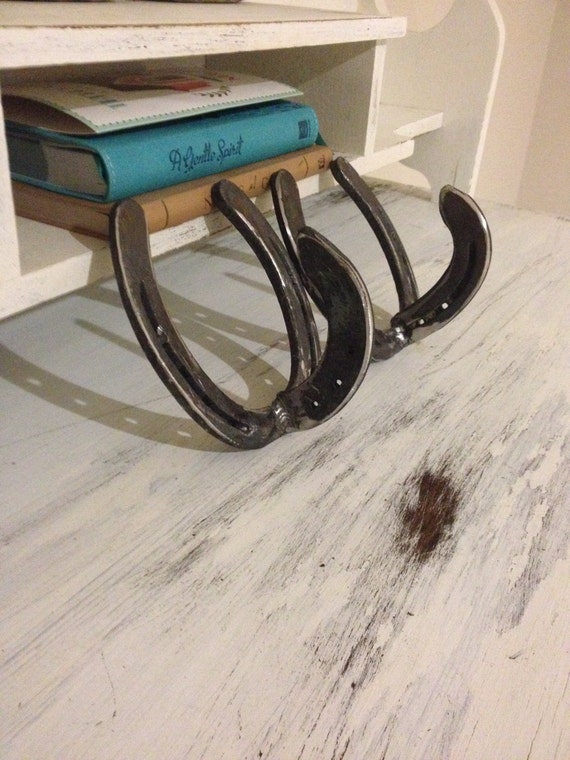 Horseshoe towel hook new arrivals