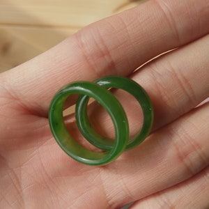 Natural green nephrite Jade Ring , Simple band thin ring image 3