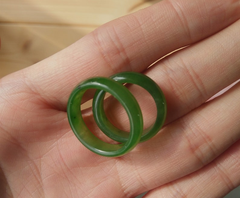 Natural green nephrite Jade Ring , Simple band thin ring image 3
