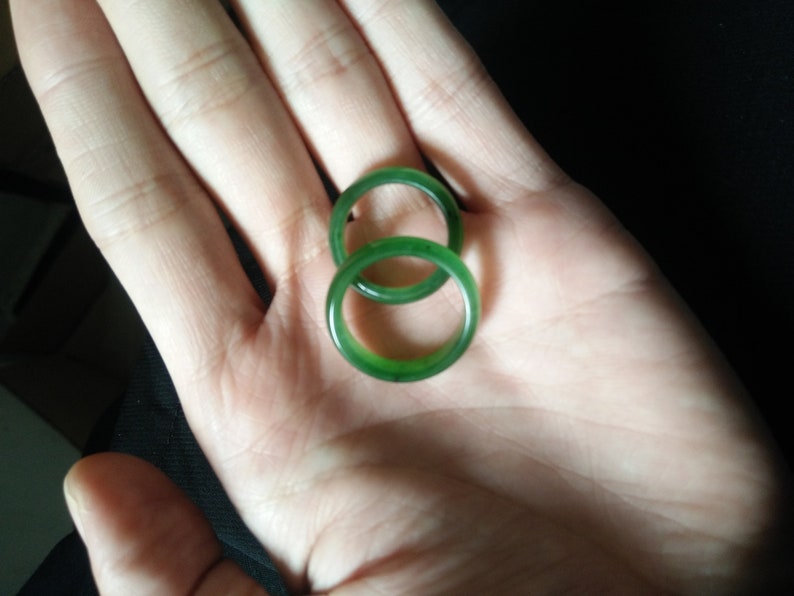 Natural green nephrite Jade Ring , Simple band thin ring image 2