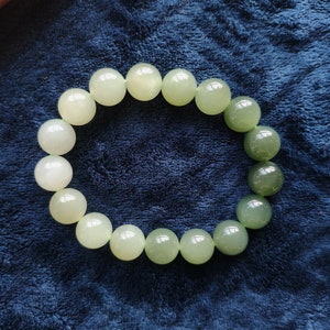 natural jade prayer beads charm graduated color bracelet(12 mm Round beads)Elastic bracelet yoga jewelry