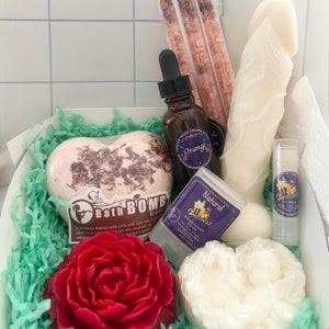 Personalized gifts set, Spa gift box for her, Self care package, Self care kit, Gifts, Birthday gifts, Gift for friends, Mothers day gift.