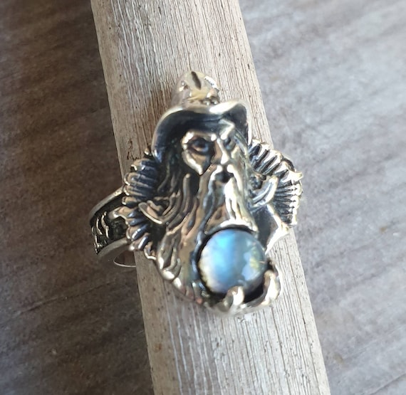 Wizard Pendant with AB Rainbow Crystal Ball High Detail Wizard Pendant with AB Rainbow Crystal Ball High Detail