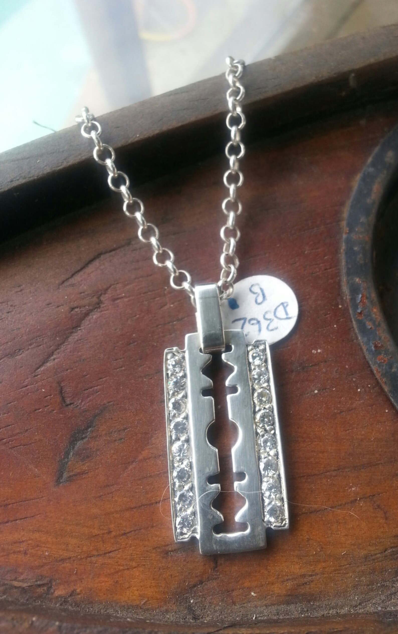 Silver razor blade pendant Clearance