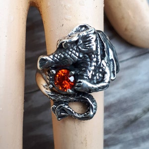 Dragon ring, oranje cz, sterling zilver, Welsh dragon, fantasie mythische steampunk gothic punk groene stenen ring